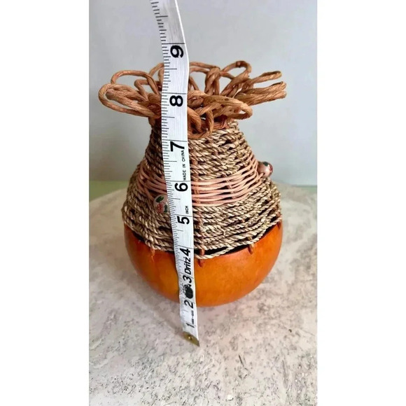 Vintage Handmade Carved Embellished Brown Gourd Decorative Vase Tabletop Decor s - Picture 9 of 12